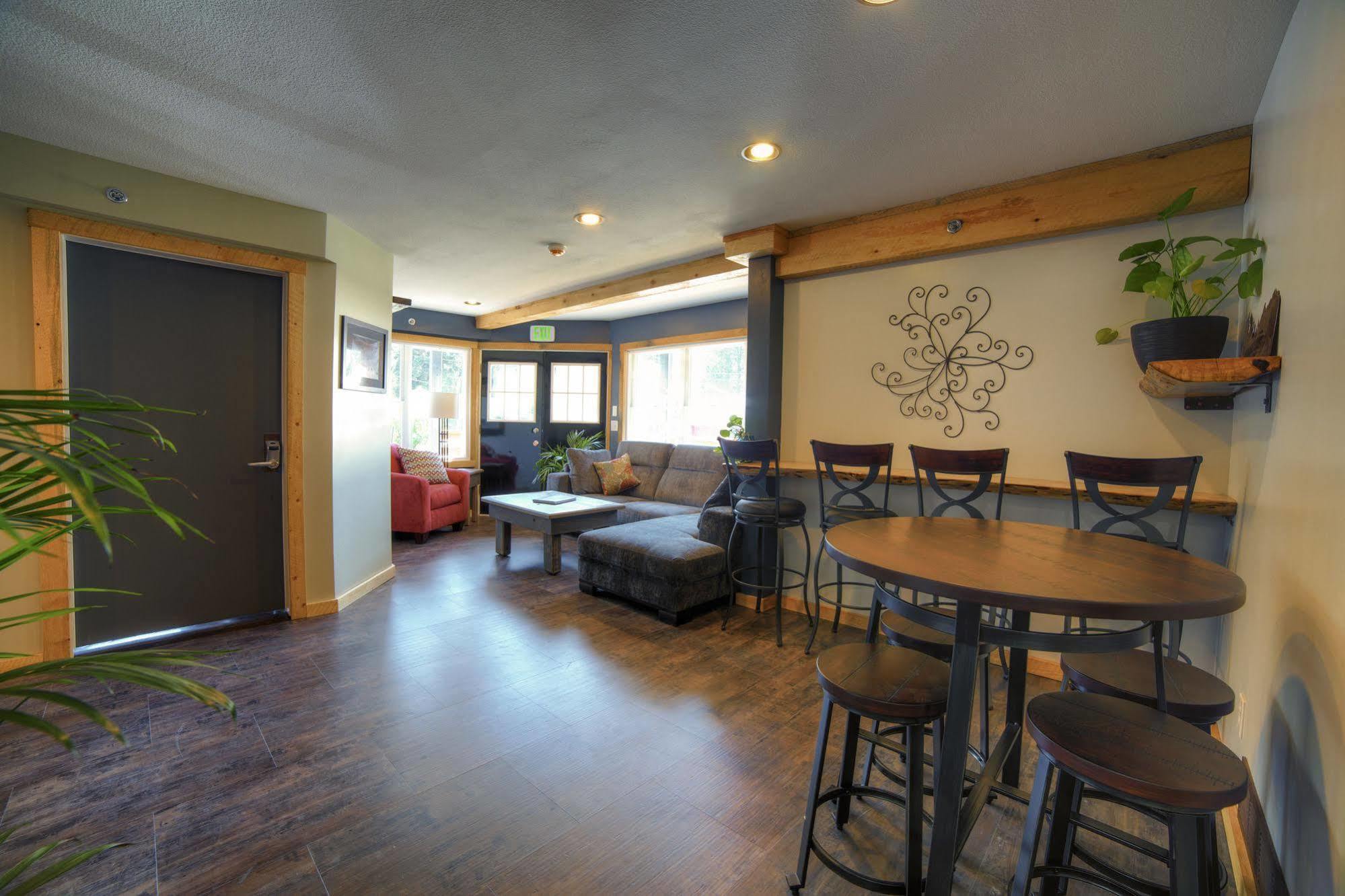 Ski Inn Girdwood Exterior foto