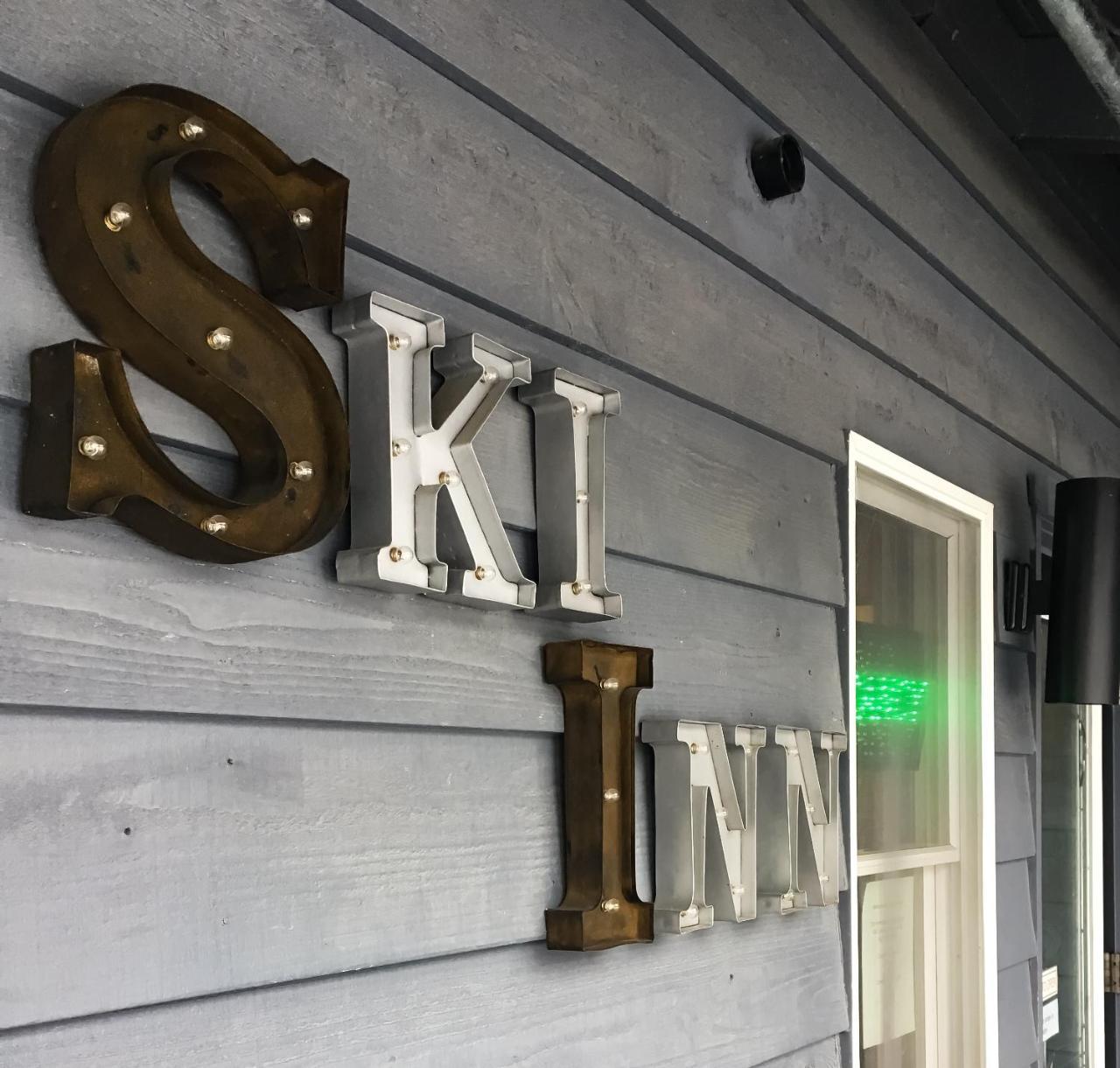 Ski Inn Girdwood Exterior foto